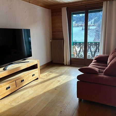 Chalet Fleur Des Alpes Les Gets Exterior photo