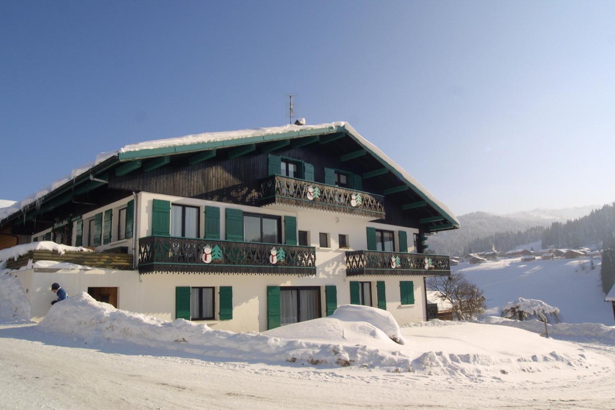 Chalet Fleur Des Alpes Les Gets Exterior photo
