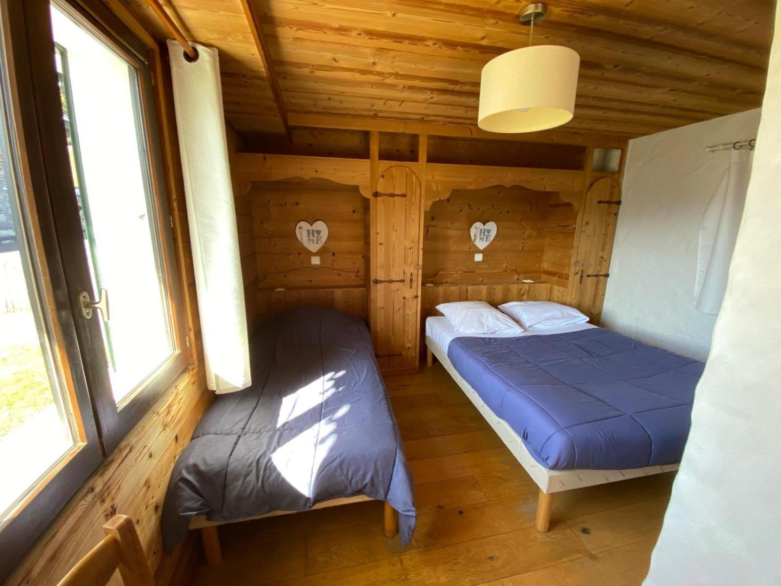 Chalet Fleur Des Alpes Les Gets Exterior photo