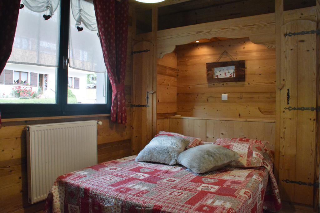 Chalet Fleur Des Alpes Les Gets Exterior photo